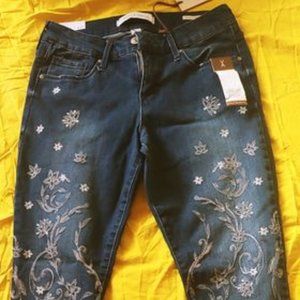 LADIES DENIM JEANS